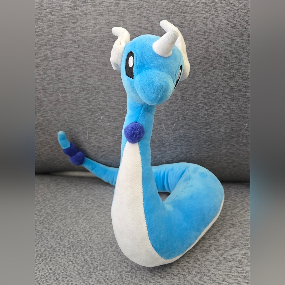 Pokemon Dragonair Plush